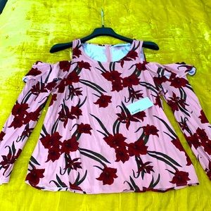 Flower print cold  shoulder blouse